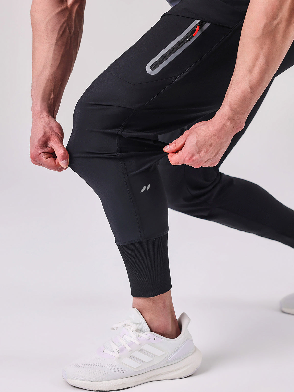 M's Stay Cool High Rib Cargo Jogger Athletic Pants