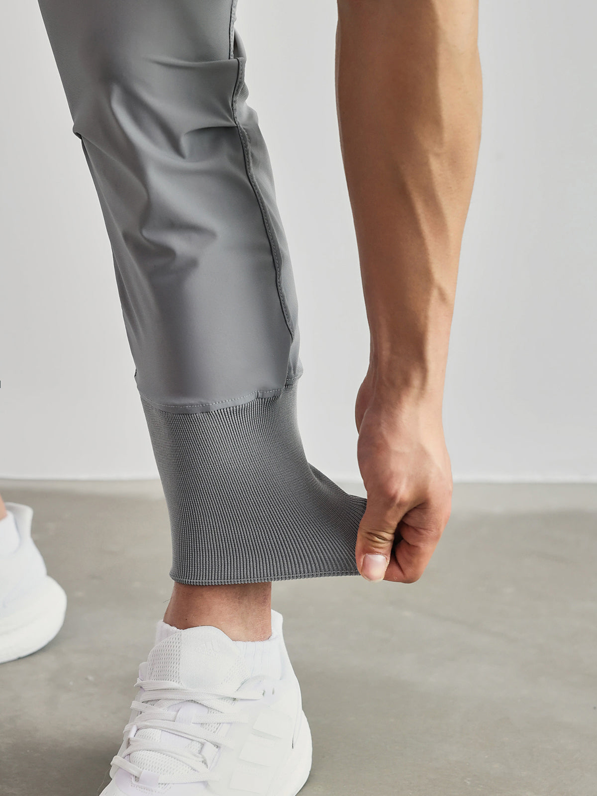 M's Stay Cool High Rib Cargo Jogger Athletic Pants