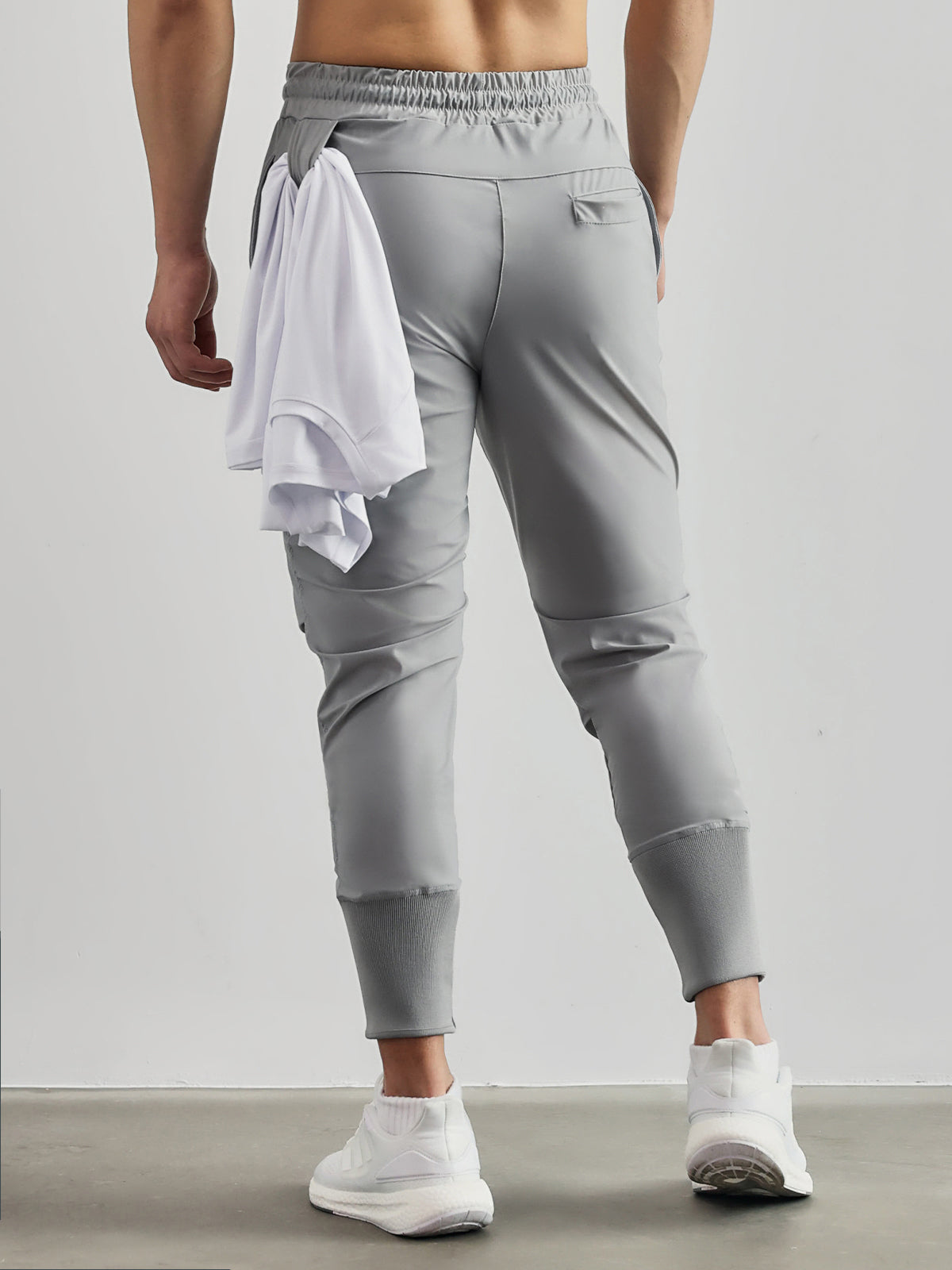 M's Stay Cool High Rib Cargo Jogger Athletic Pants
